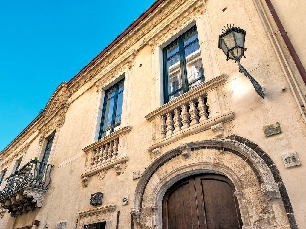 Varo Apartment Taormina Exteriör bild